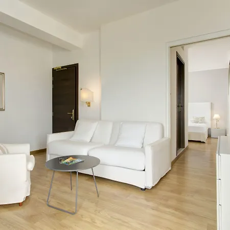 Byron Bellavista Hotel 4*