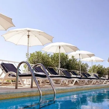 فندق Byron Bellavista